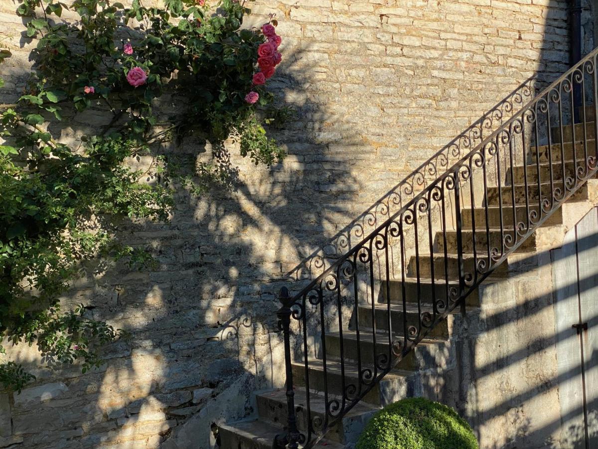 "Le Jardin" Chambre De Charme, Piscine A Meursault Bed & Breakfast Exterior photo