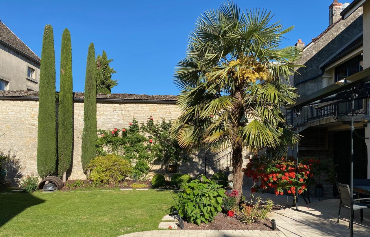 "Le Jardin" Chambre De Charme, Piscine A Meursault Bed & Breakfast Exterior photo