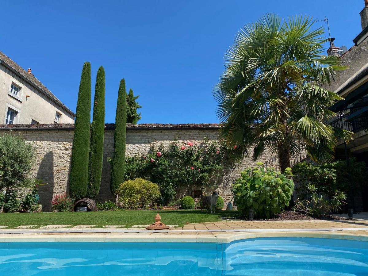 "Le Jardin" Chambre De Charme, Piscine A Meursault Bed & Breakfast Exterior photo